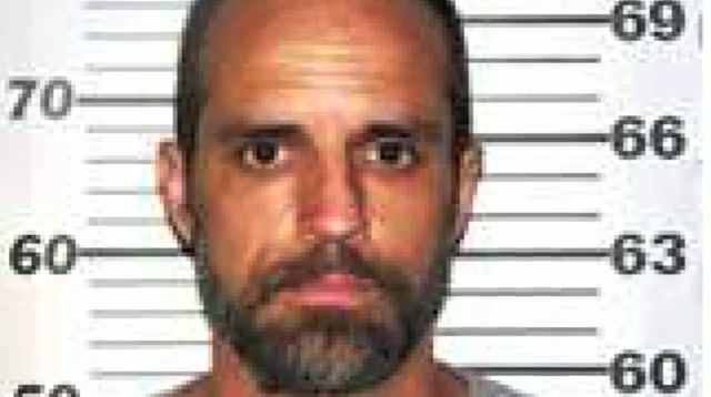 Read &amp; React: Iowa Hostage Kills Fugitive After Prison Escape